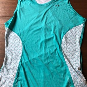 UA heat gear semi fitted tank